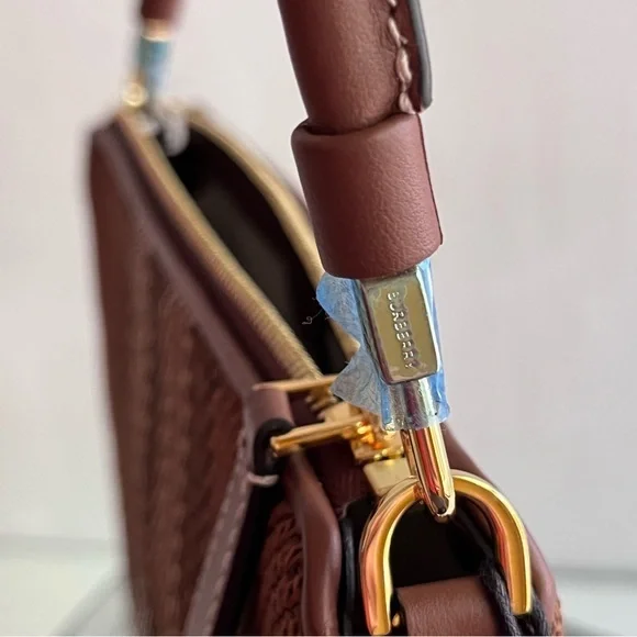 🔴SOLD🔴 BURBERRY Olympia Check Jacquard Pouch-Birch Brown - Picture 13 of 15